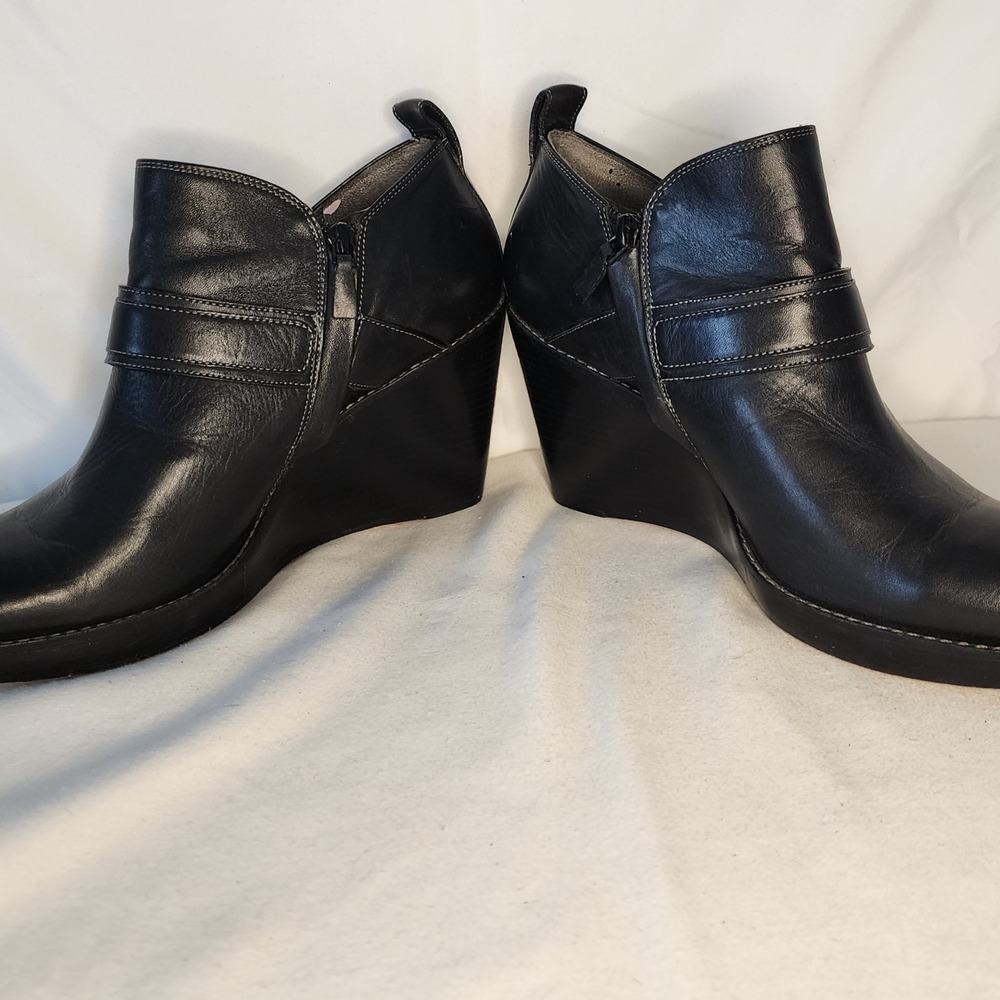 Cole Haan Nike Air collab Black Leather Wedge Boots Women's Size 10B - Picture 3 of 8